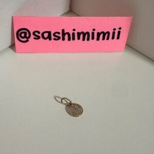 Mejuri 14k Yellow Gold Pavé Diamond Circle Charm Pendant (solid 14k gold)